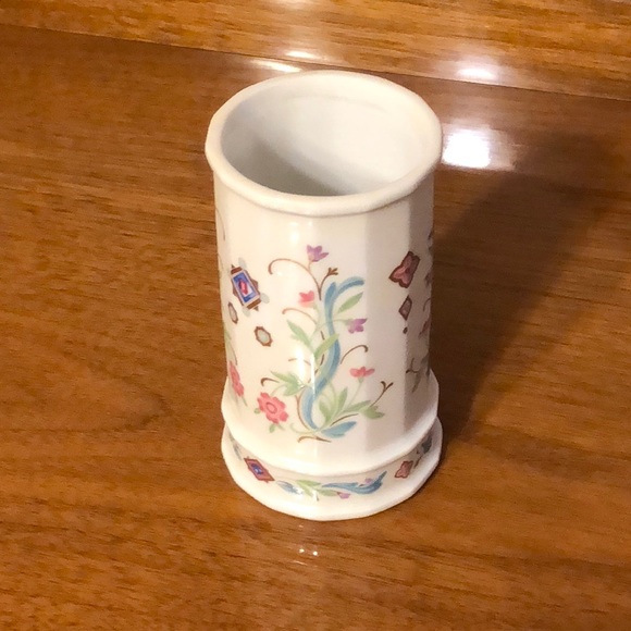 Japanese porcelain vase - Picture 3 of 4